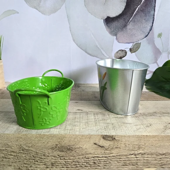 Metal Planters Set - Picture 4 of 13